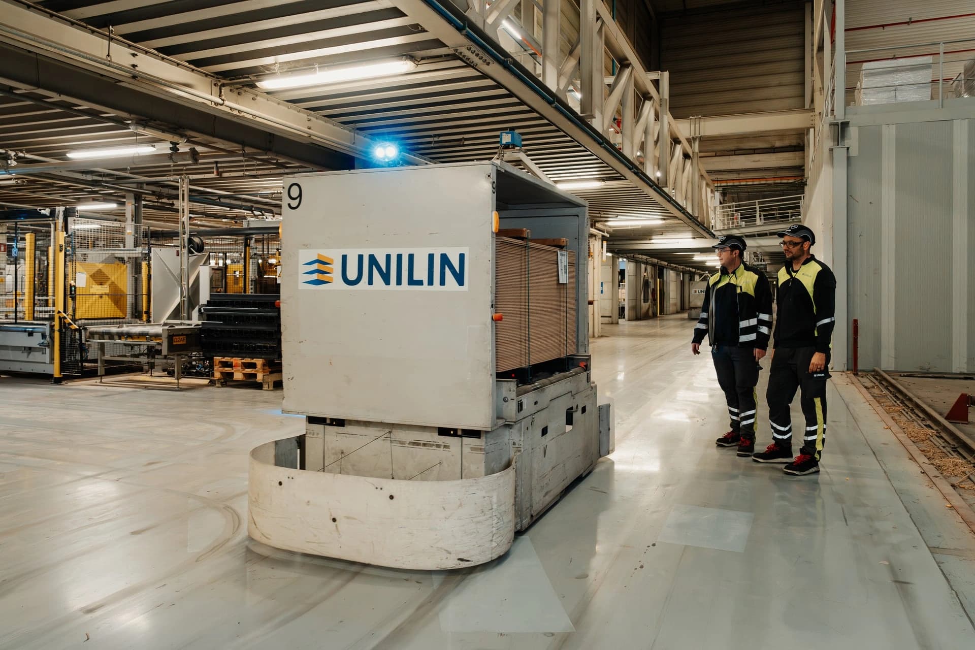 Picture inside Unilin's warehouse.
