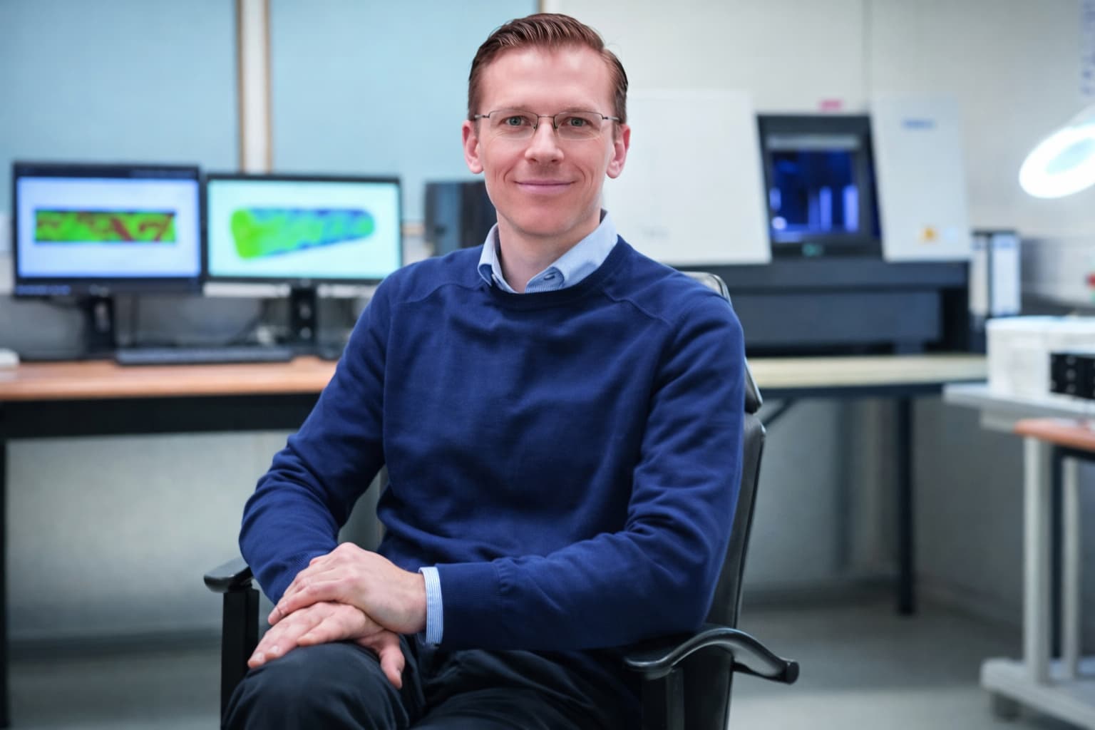 Viktor Krasmik, verantwortlich für zerstörungsfreie Prüfung mit Computertomographie im Hauni Expertise & Technology Centre.