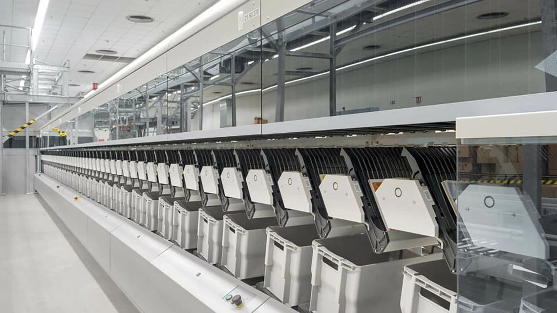 flats sorting machine in a parcel mail warehouse
