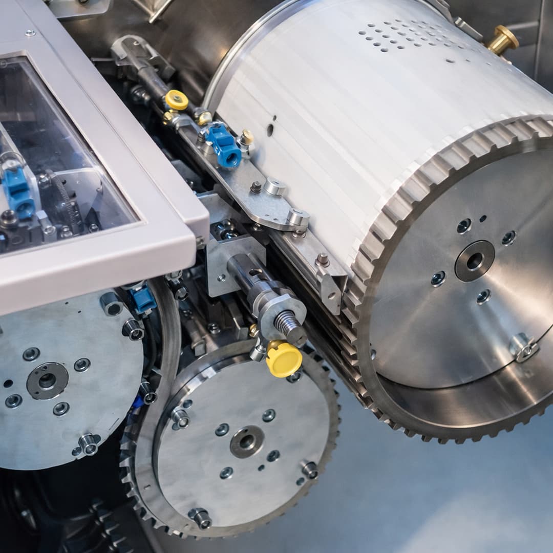 A metal cutting machine, essential for manufacturing filters