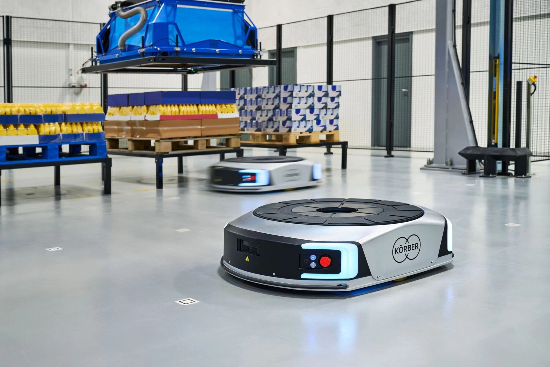 an AMR inside Körber's Supply chain warehouse