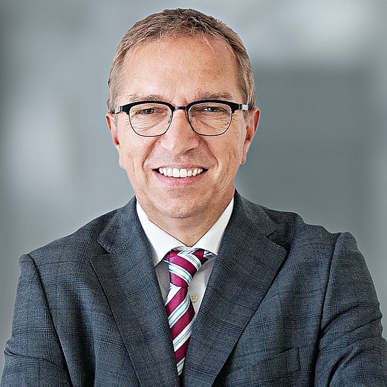 Portrait photo of Pieter Feenstra, CEO Business Unit System Integration